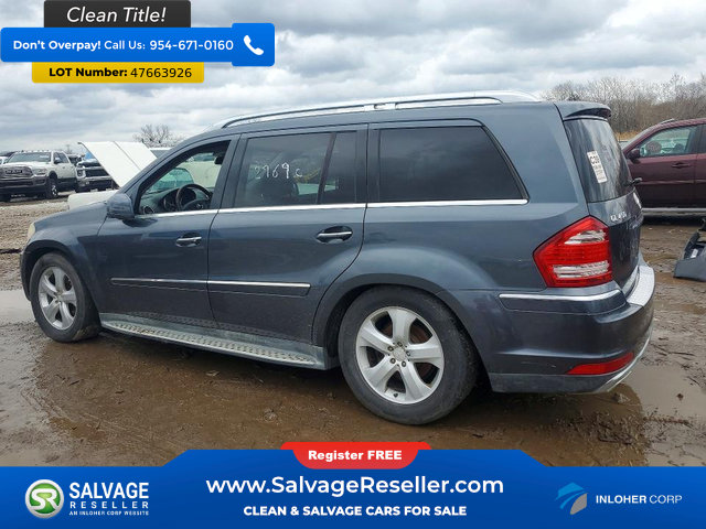 Used 2011 Mercedes-Benz GL 450 4MATIC image 3