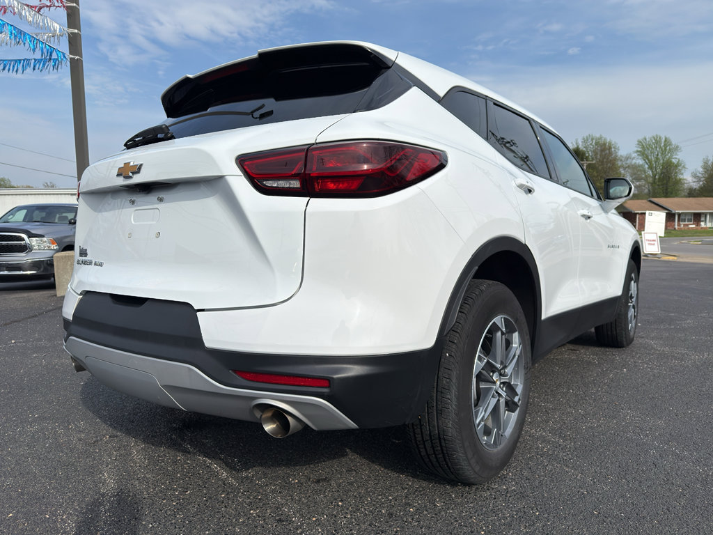 Used 2025 Chevrolet Blazer LT image 10