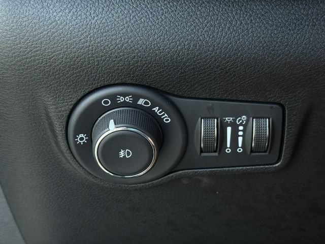 Used 2024 Jeep Compass Limited AWD/4WD image 31