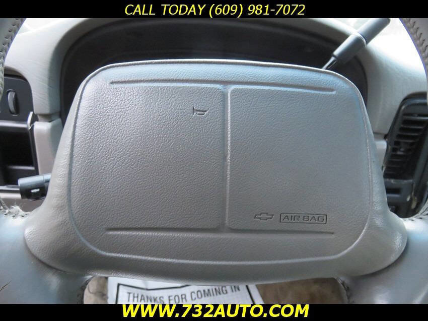 Used 1995 Chevrolet Impala SS image 28