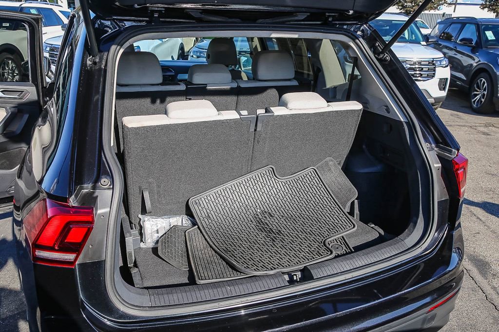 Used 2019 Volkswagen Tiguan S w/ Driver Assistance Package FWD image 32