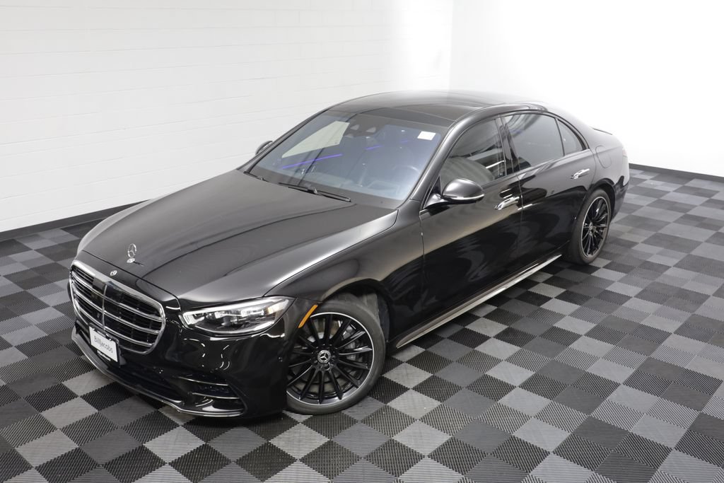 Used 2023 Mercedes-Benz S 580e 4MATIC Sedan image 2
