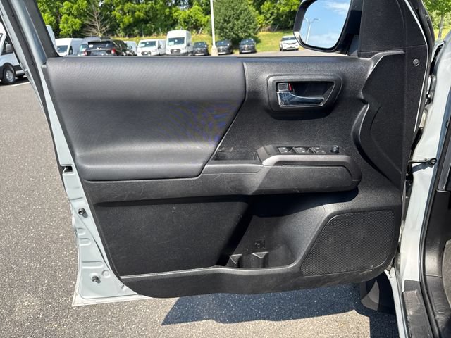 Certified 2021 Toyota Tacoma TRD Sport w/ Blackout Package (TMS) AWD/4WD image 22