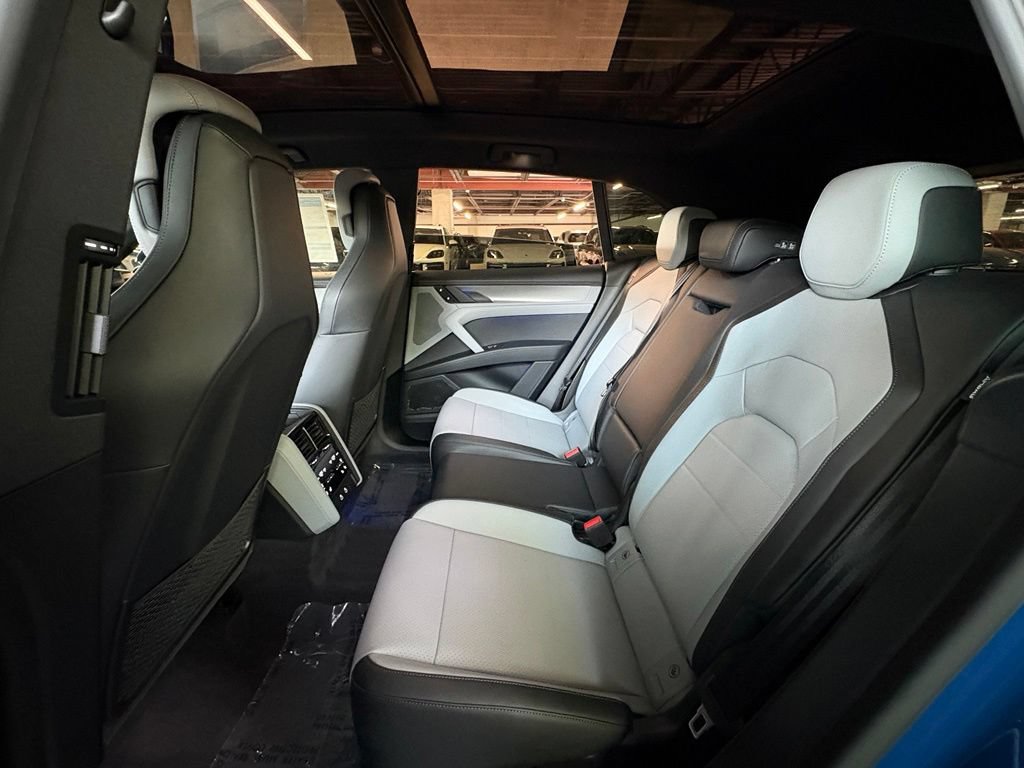 New 2026 Porsche Cayenne Electric AWD/4WD image 14