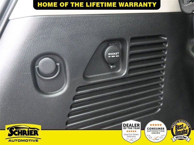 Used 2020 Nissan Armada Platinum w/ Captain's Chairs Package image 42