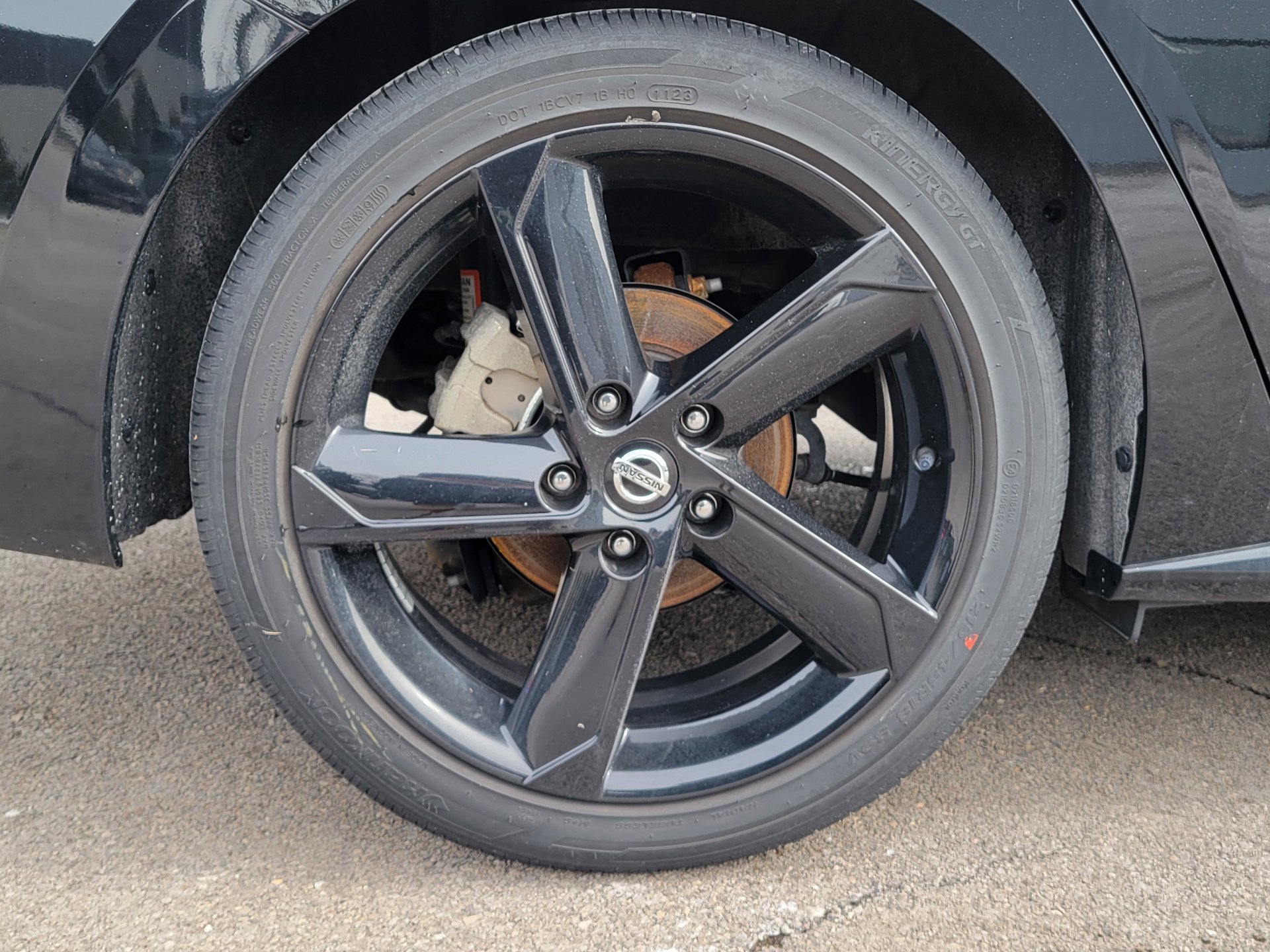 Certified 2023 Nissan Sentra SR w/ SR Premium Package image 5