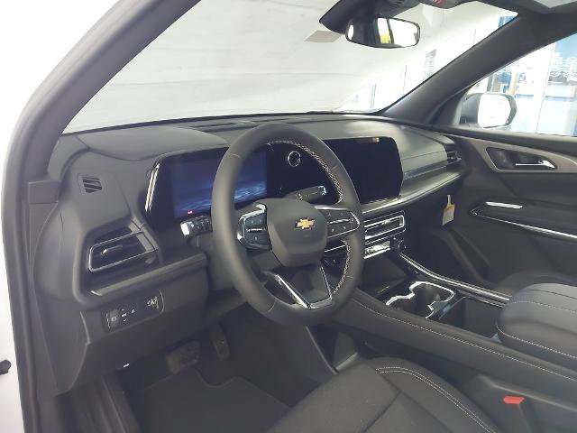 New 2026 Chevrolet Traverse LT image 2