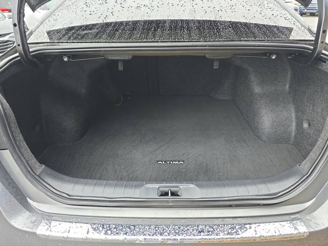 Used 2023 Nissan Altima 2.5 SR w/ SR Premium Package image 13