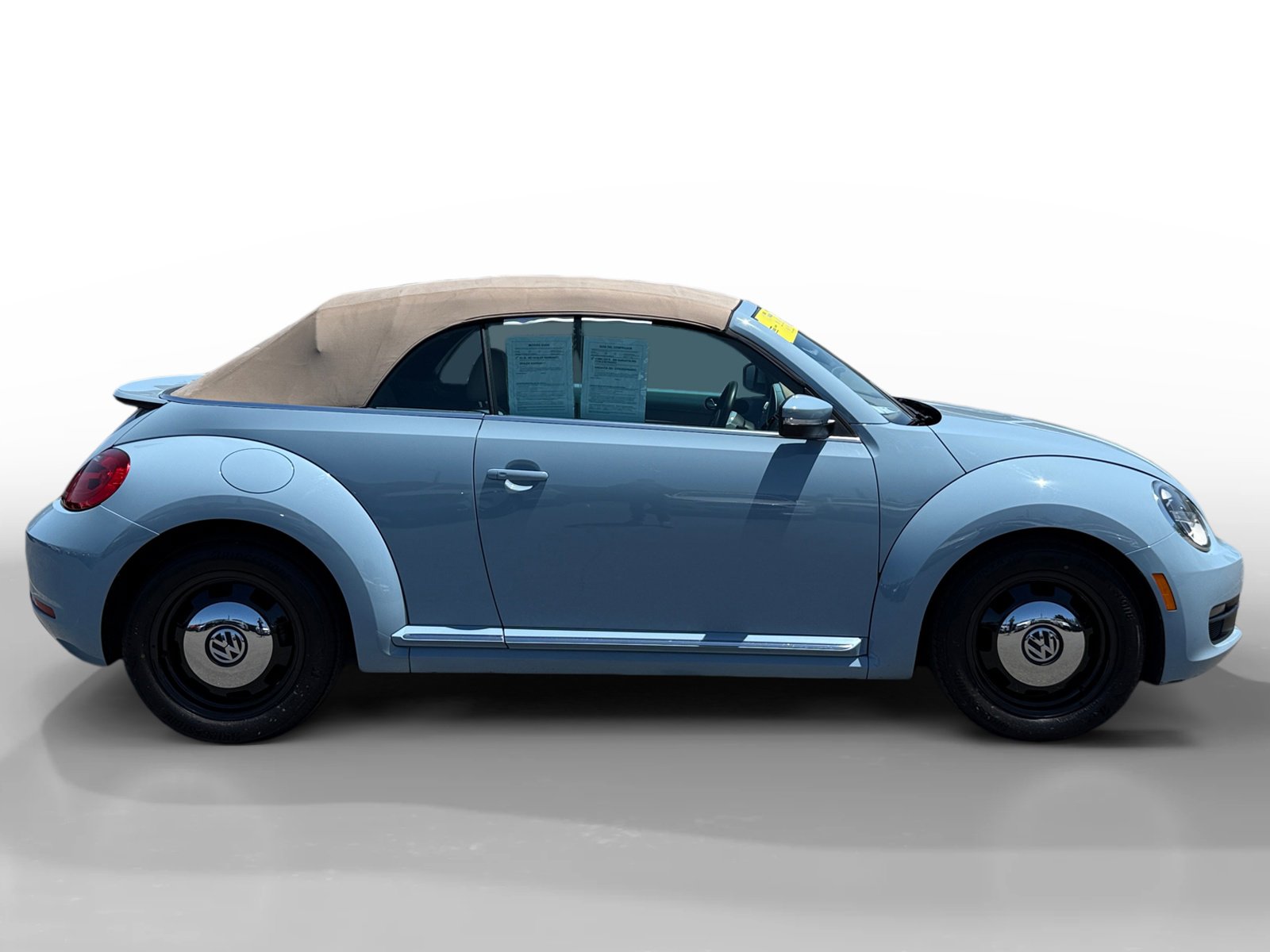 Used 2013 Volkswagen Beetle 2.5 FWD image 6