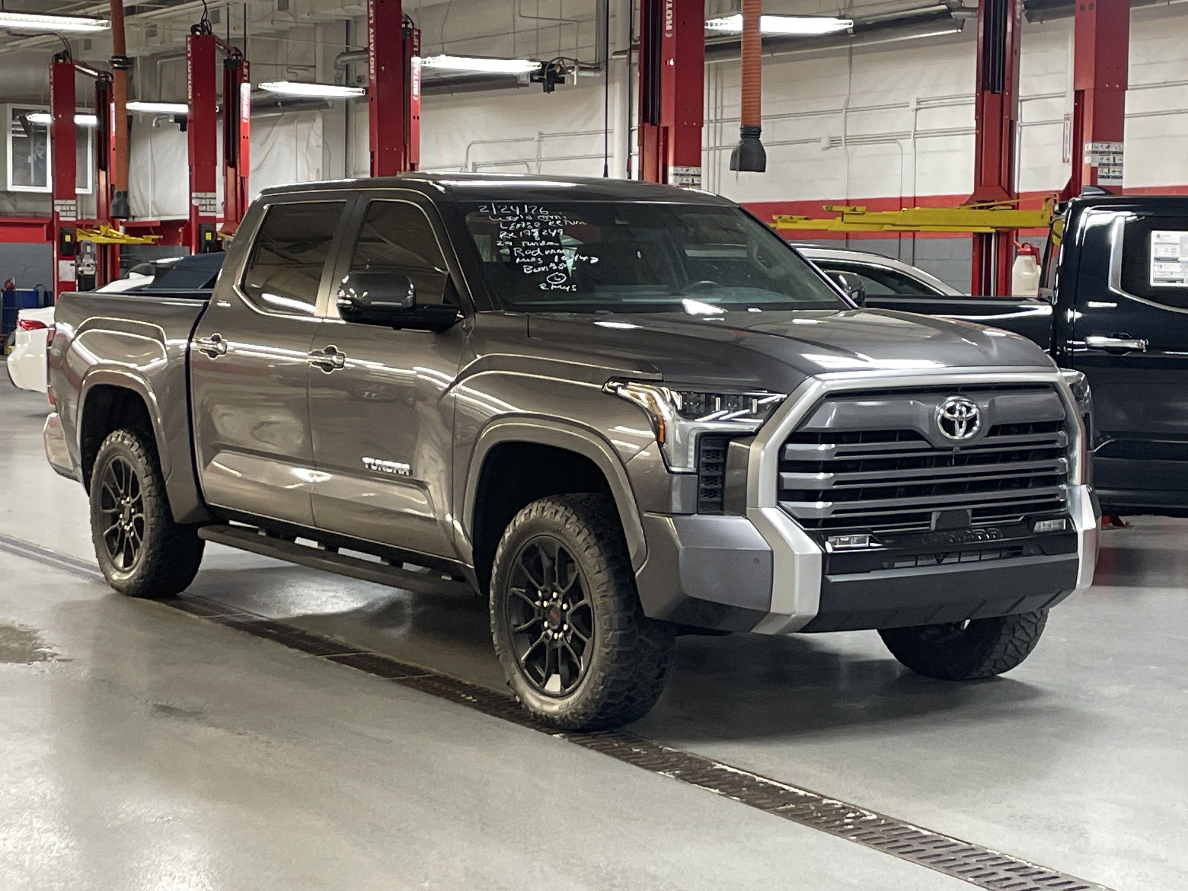 Used 2024 Toyota Tundra Limited video 2