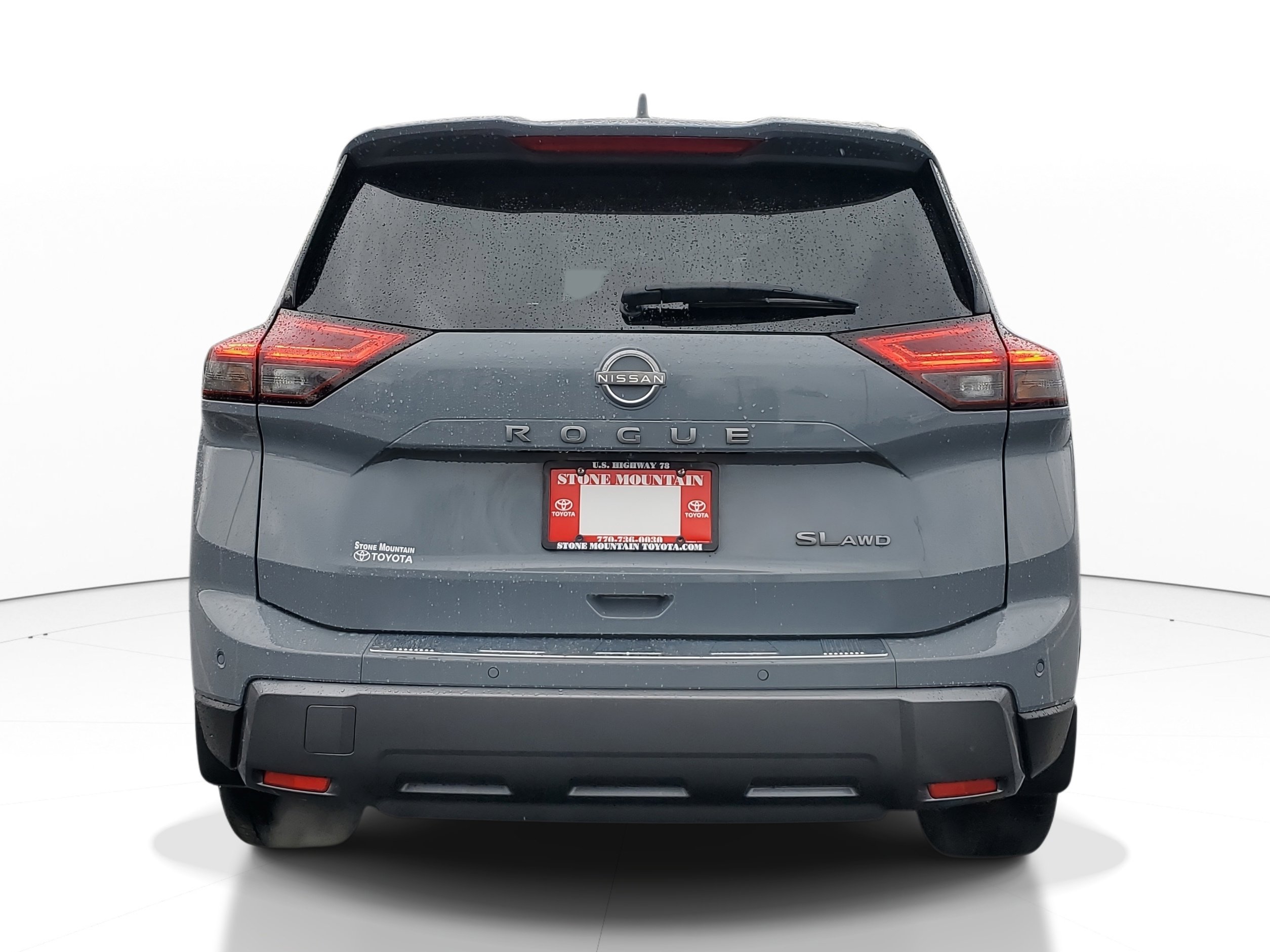 Used 2024 Nissan Rogue SL image 5