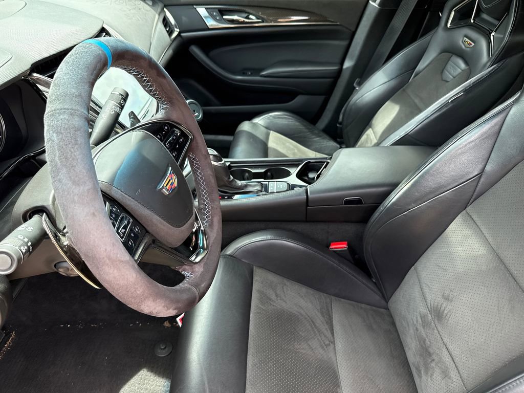 Used 2019 Cadillac CTS V w/ Carbon Fiber Package RWD image 17