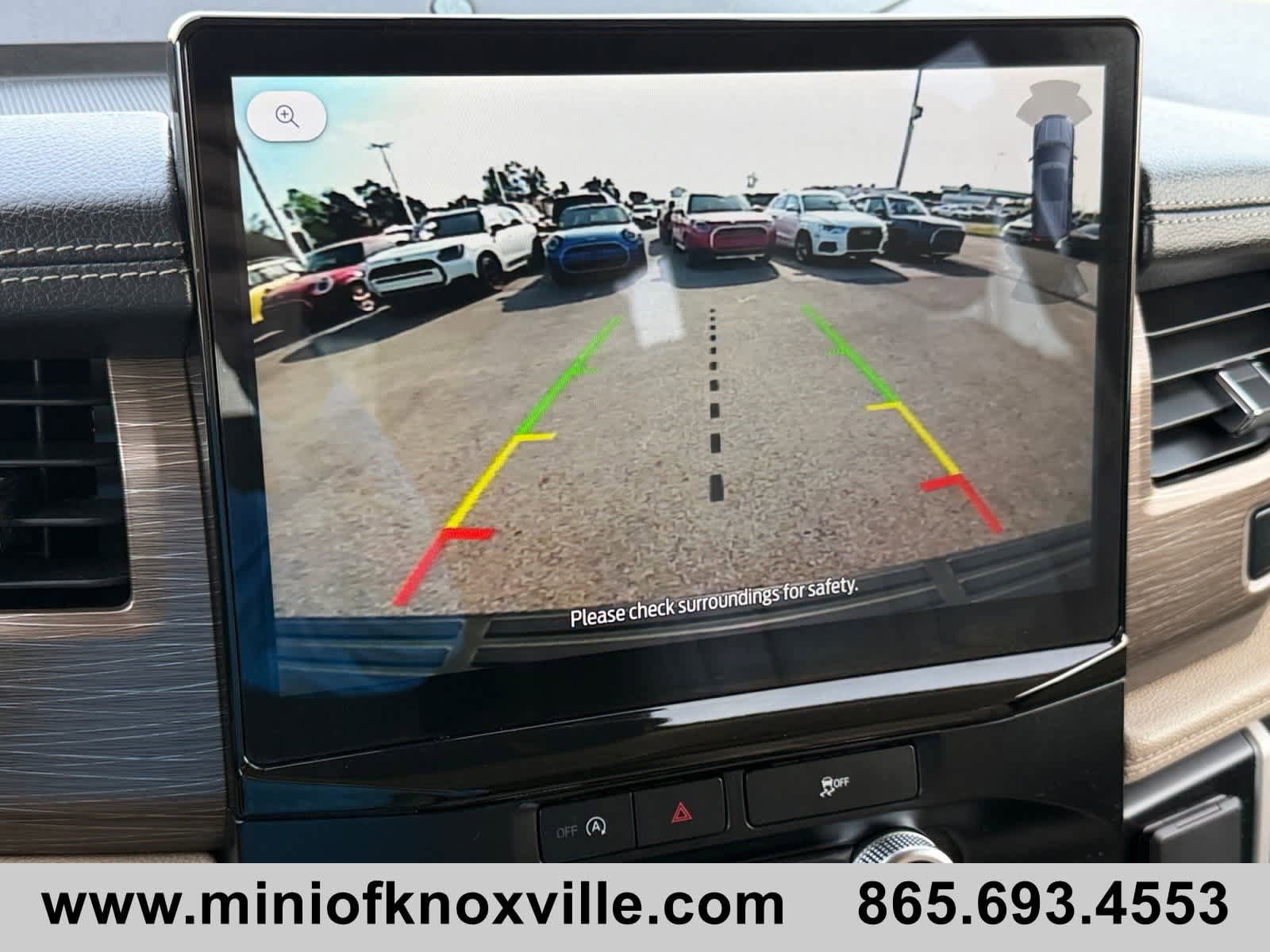 Used 2024 Ford Expedition Max Limited AWD/4WD image 32