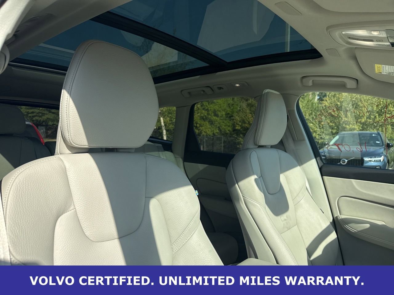 Certified 2024 Volvo XC60 B5 Plus w/ Protection Package Premier image 15
