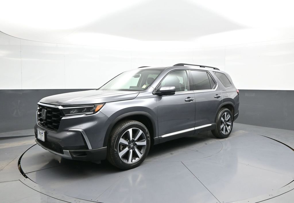 Used 2023 Honda Pilot Touring image 10