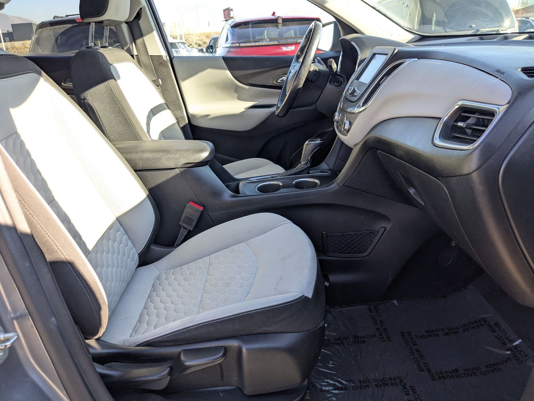 Used 2018 Chevrolet Equinox LT image 20