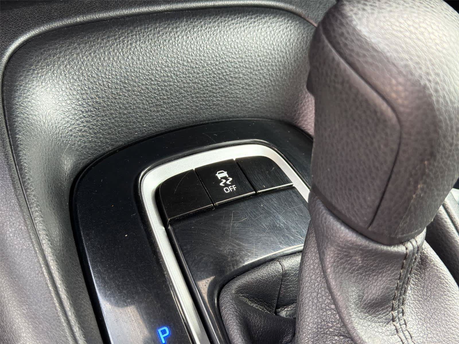 Used 2023 Toyota Corolla LE FWD image 35
