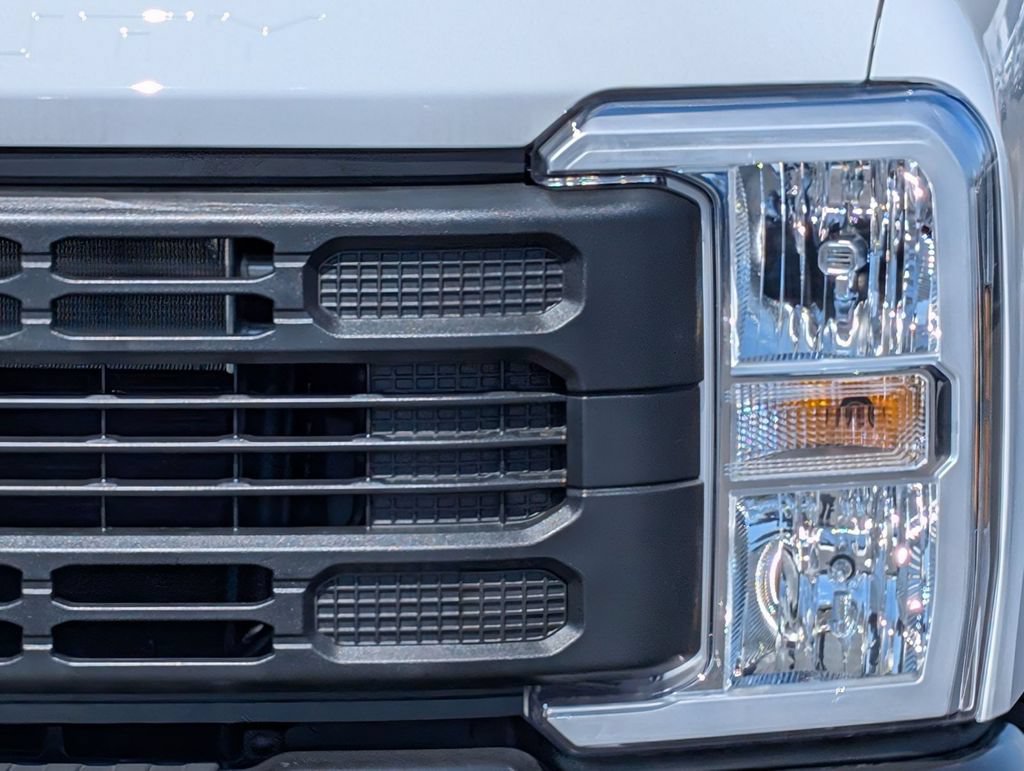 New 2026 Ford F350 XL AWD/4WD image 13