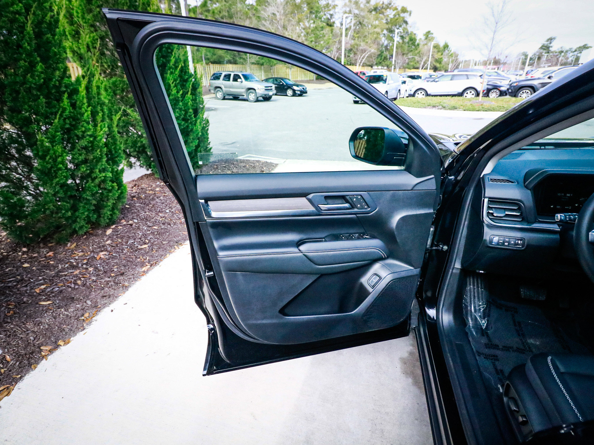 Used 2026 GMC Terrain Denali image 14