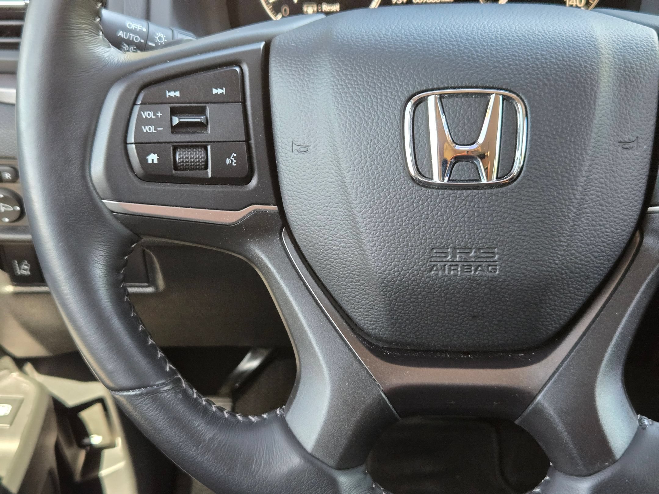 Used 2025 Honda Ridgeline Sport image 21