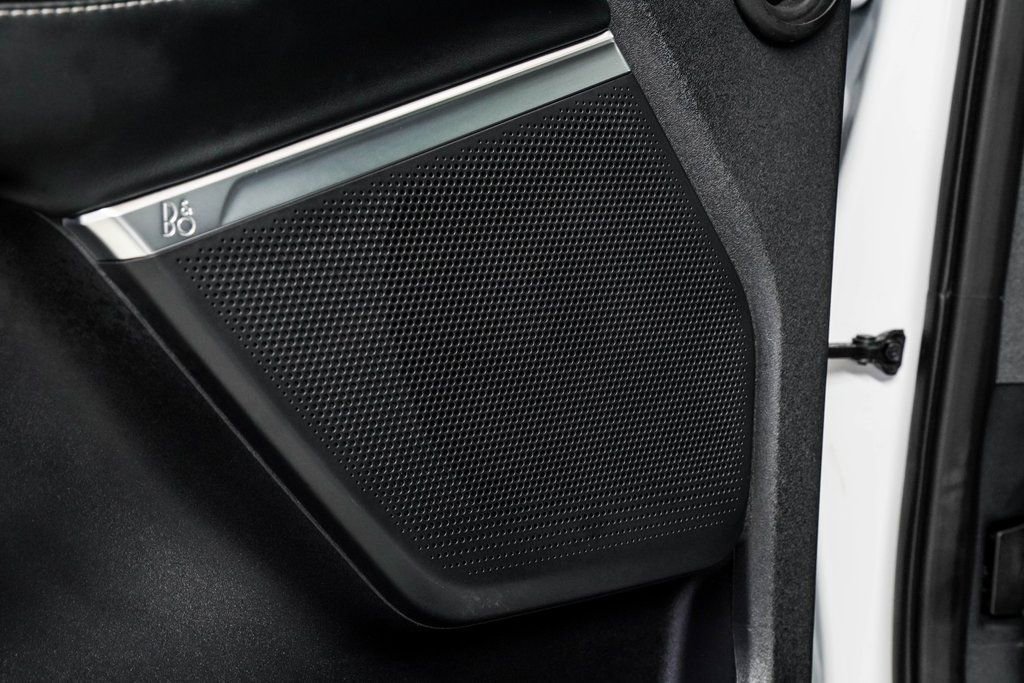 Used 2025 Ford Expedition Platinum image 46