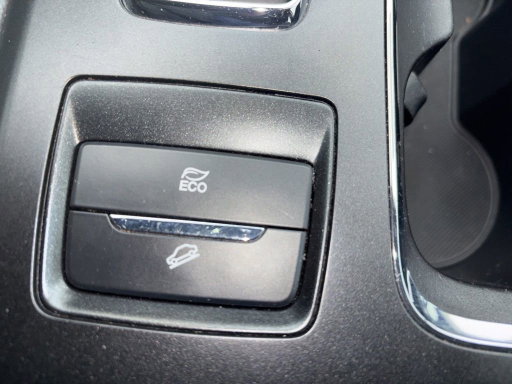 Used 2019 Ford Fusion SE image 34