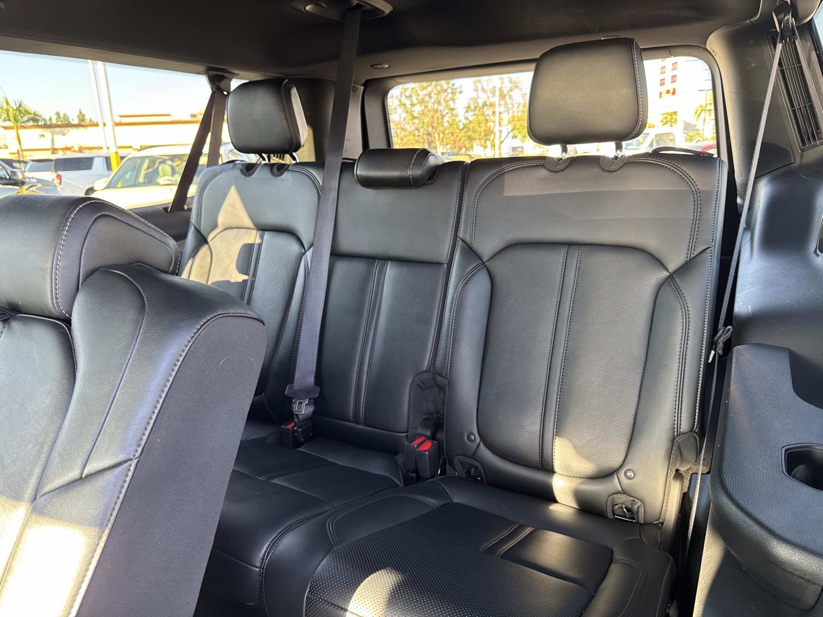 Used 2023 Jeep Wagoneer L Series III w/ Preferred Equipment Group image 23