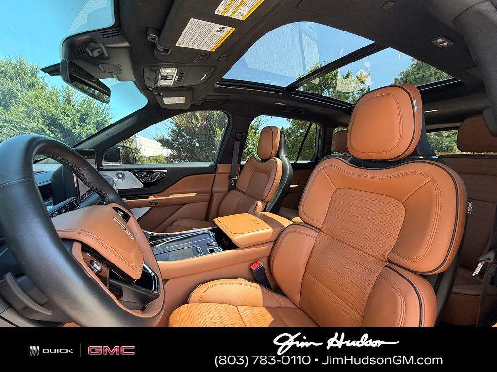 Used 2024 Lincoln Aviator Black Label w/ Dynamic Handling Package AWD/4WD image 29