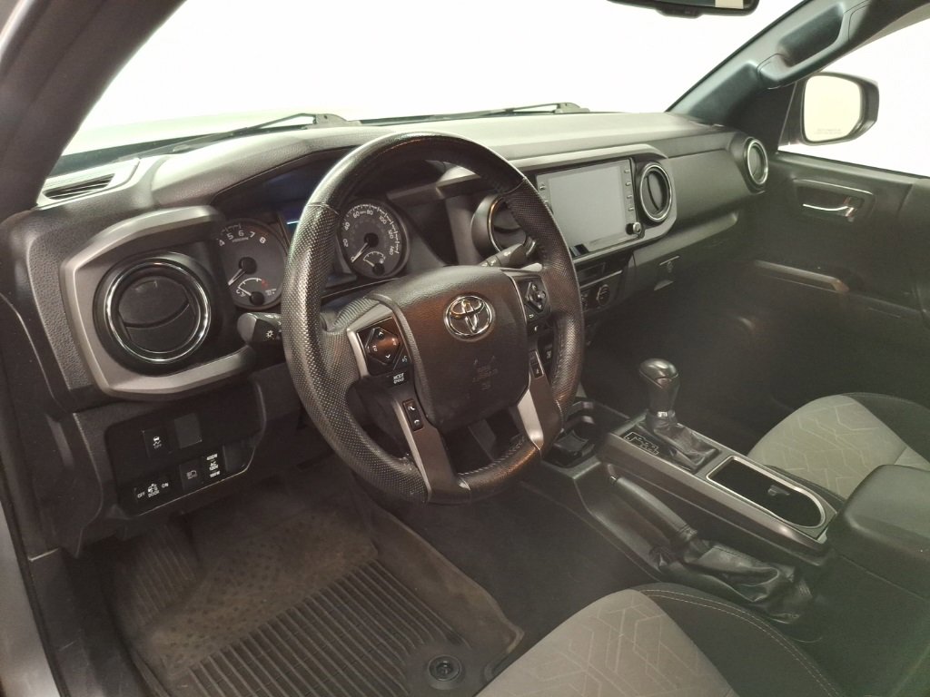 Used 2023 Toyota Tacoma TRD Off-Road image 16