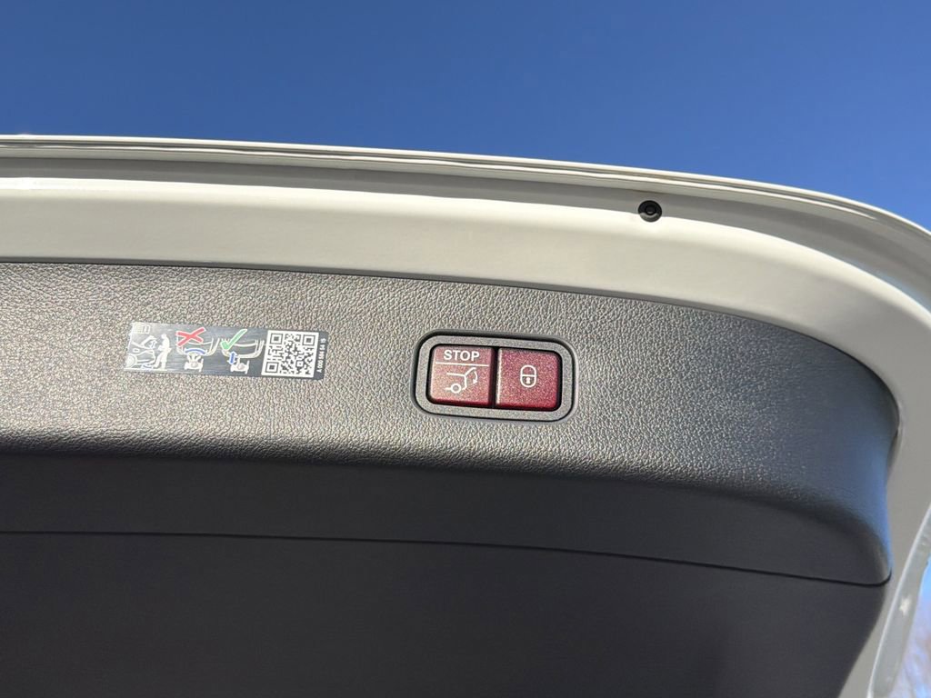 New 2026 Mercedes-Benz GLC 300 4MATIC image 16