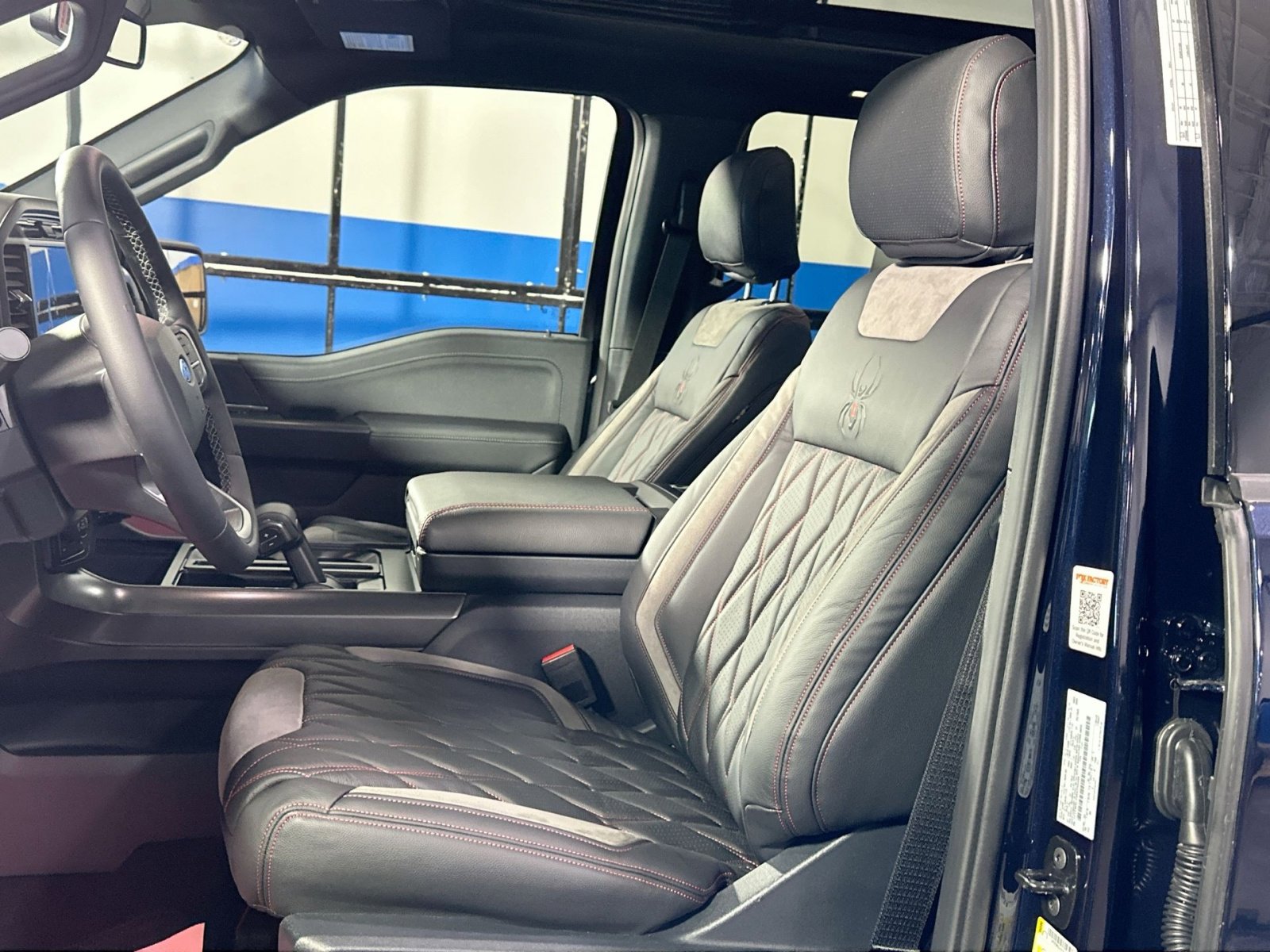 New 2025 Ford F150 Lariat w/ Equipment Group 501A Mid image 13