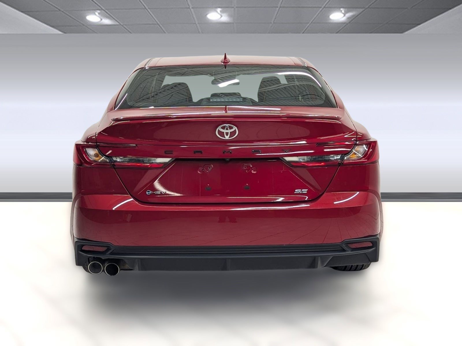 Used 2025 Toyota Camry SE image 8