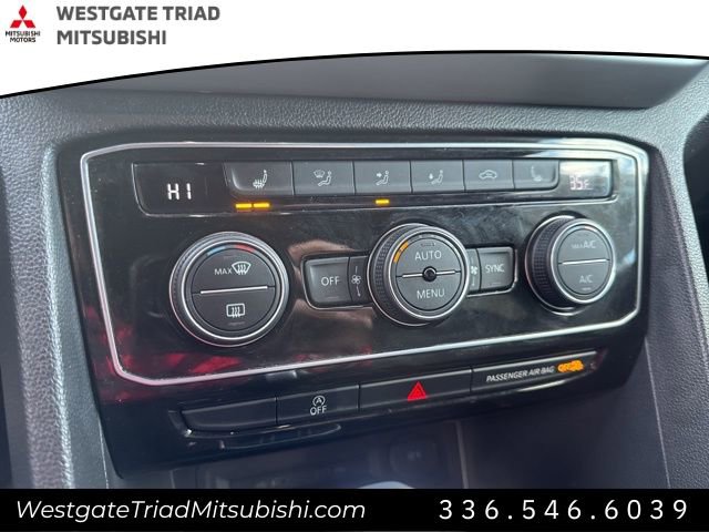 Used 2023 Volkswagen Atlas Cross Sport SE image 17