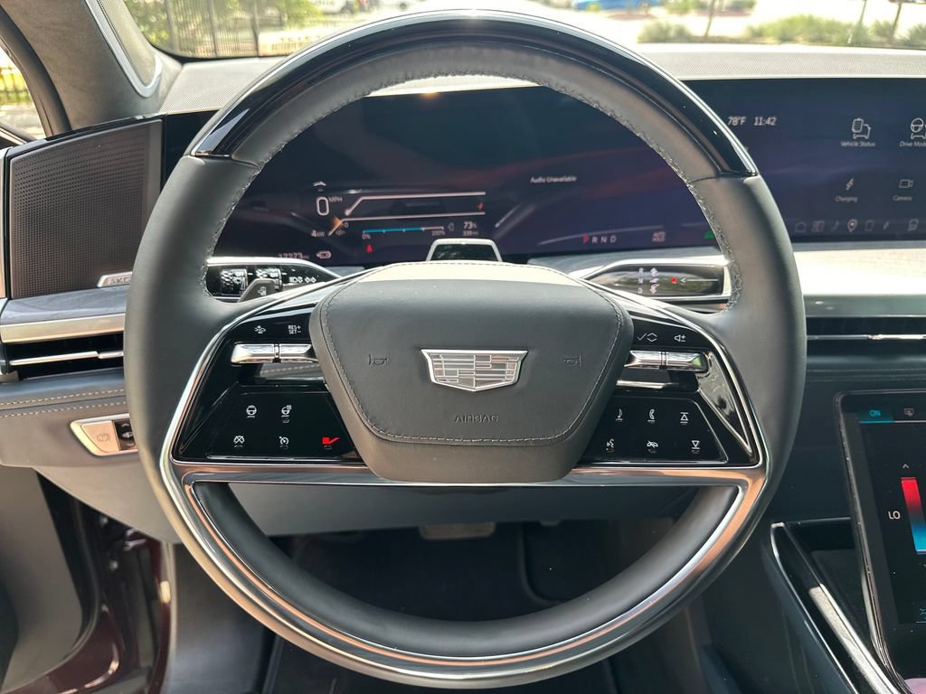 Used 2025 Cadillac Escalade IQ Luxury 2 w/ LPO, Premium Carpet Package AWD/4WD image 21