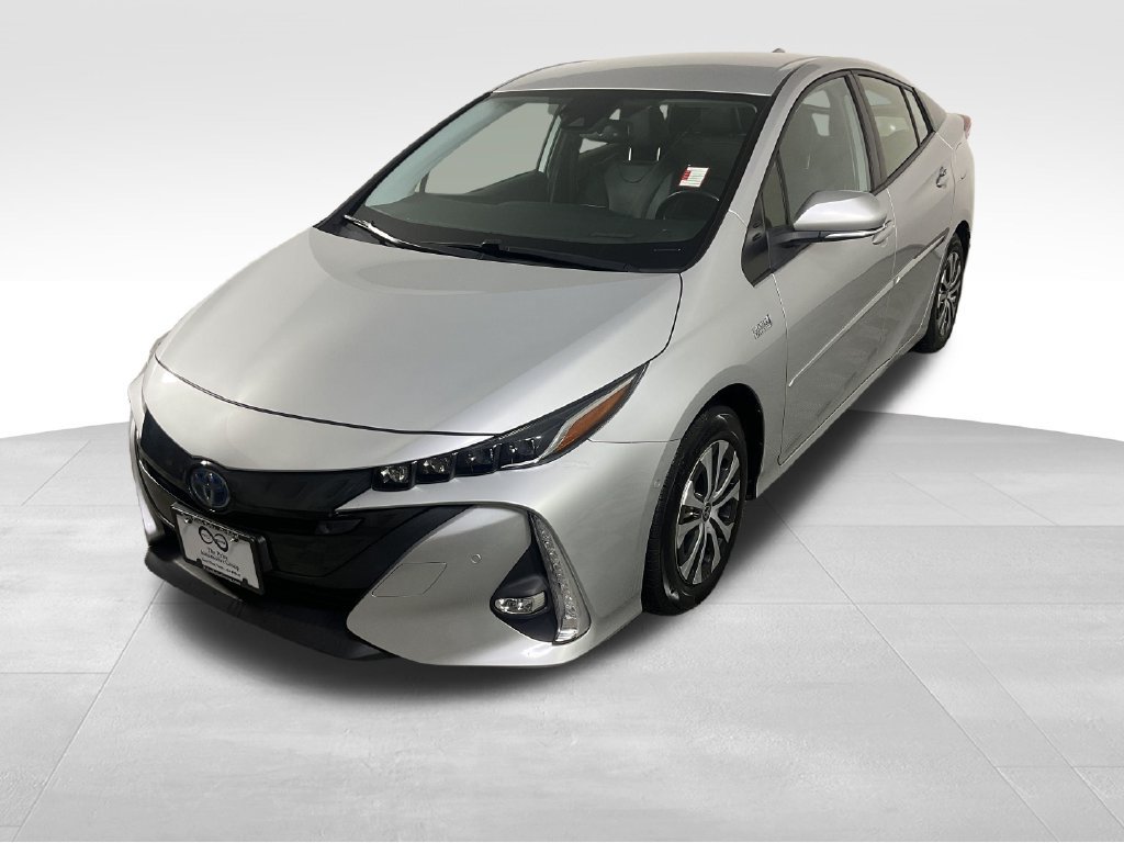 Certified 2022 Toyota Prius Prime Limited FWD image 3