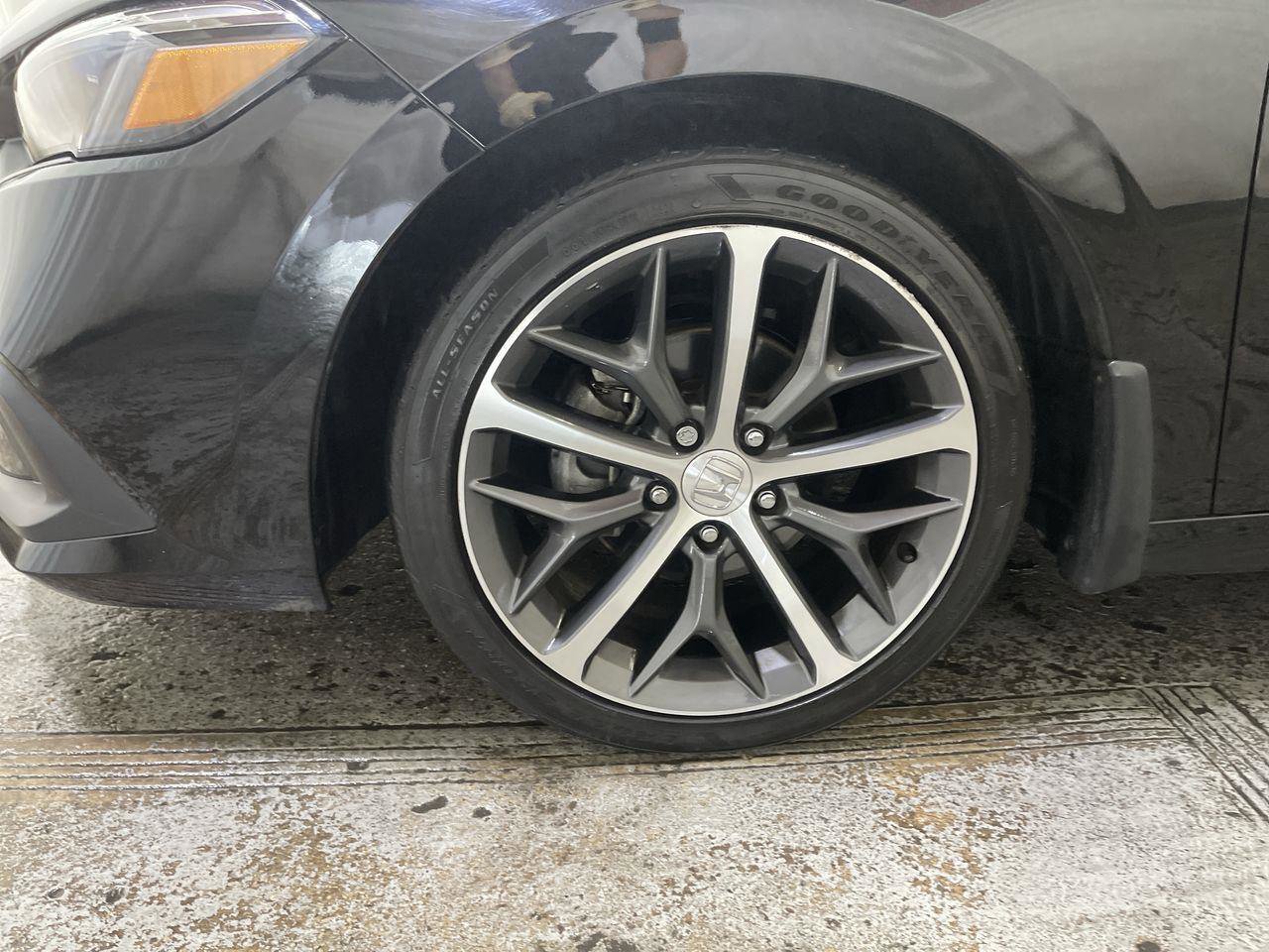 Used 2023 Honda Civic Touring image 10