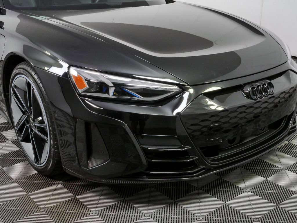 Used 2023 Audi RS e-tron GT w/ Ceramic Brake Package AWD/4WD image 38