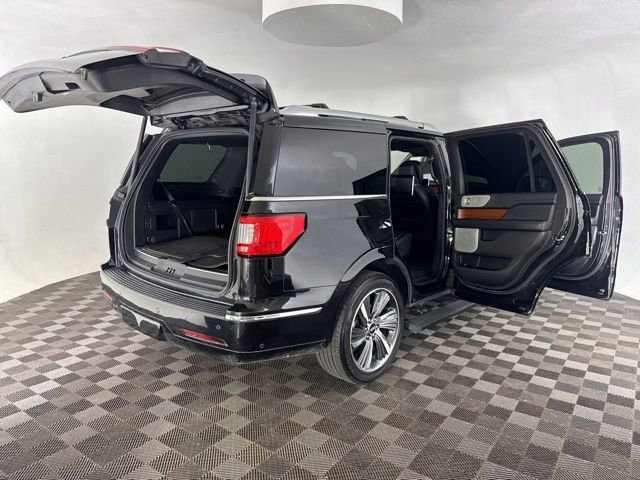 Used 2019 Lincoln Navigator Reserve w/ Cargo Package image 16