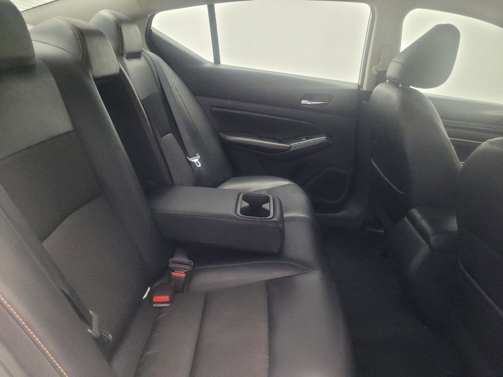 Used 2019 Nissan Altima 2.5 SR FWD image 19