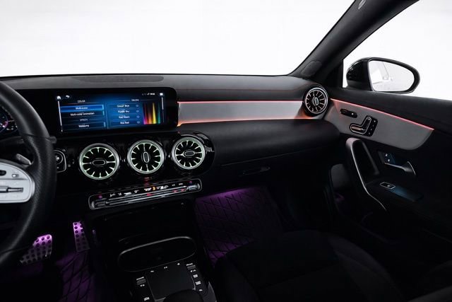 Used 2022 Mercedes-Benz CLA 35 AMG 4MATIC image 26