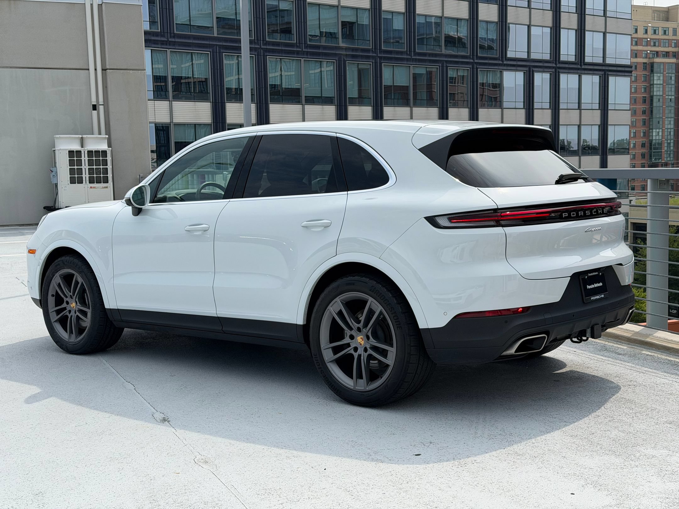 Certified 2024 Porsche Cayenne AWD/4WD image 3