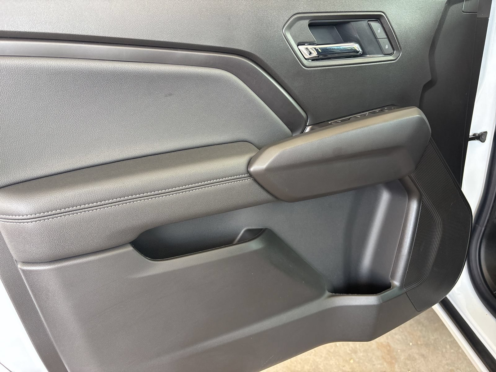 New 2026 GMC Canyon Elevation w/ Convenience Package RWD image 10
