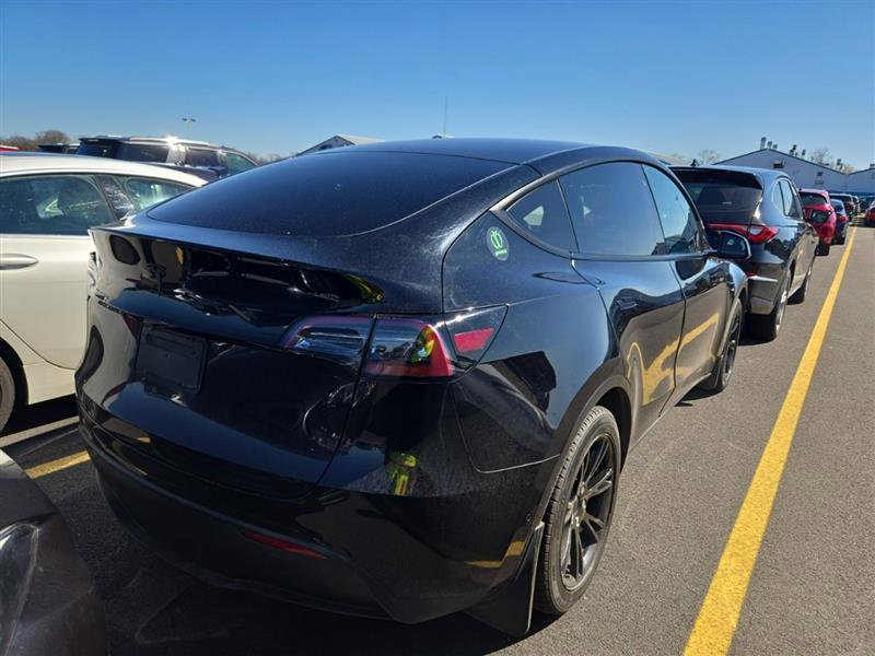 Used 2020 Tesla Model Y Long Range image 8
