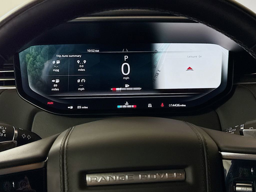 Used 2025 Land Rover Range Rover Sport SE image 13
