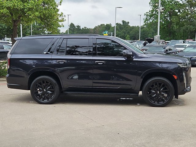 Used 2022 Cadillac Escalade Premium Luxury RWD image 4