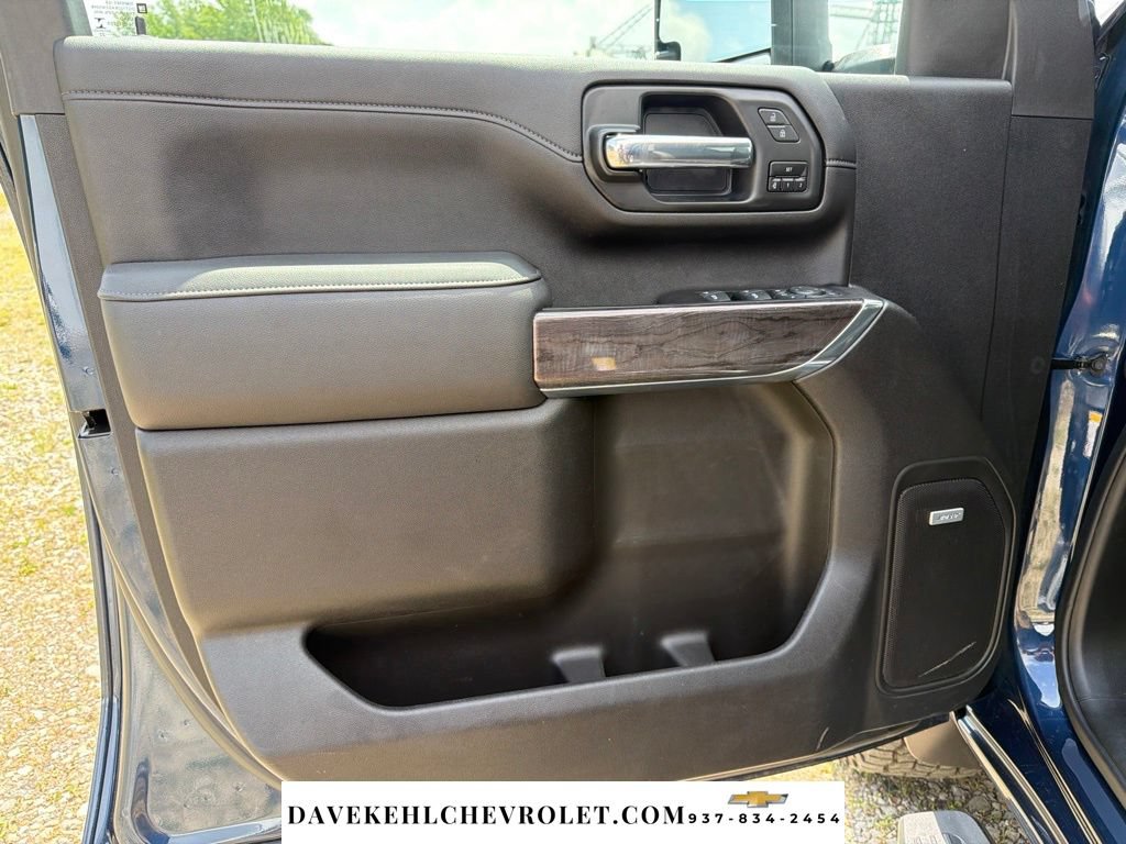 Used 2022 Chevrolet Silverado 3500 LTZ w/ LTZ Plus Package AWD/4WD image 9
