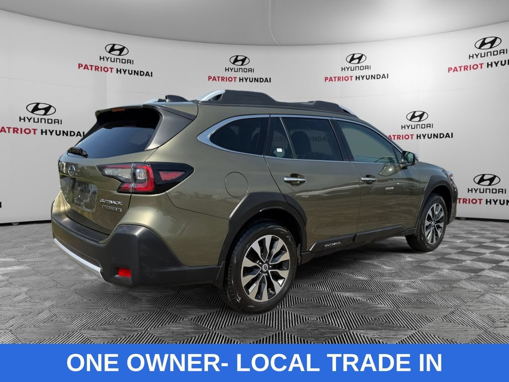 Used 2023 Subaru Outback Touring XT AWD/4WD image 3