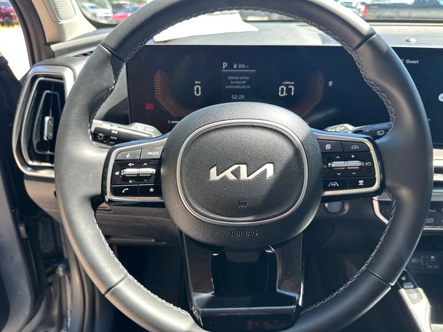 Used 2025 Kia Sorento S AWD/4WD image 28