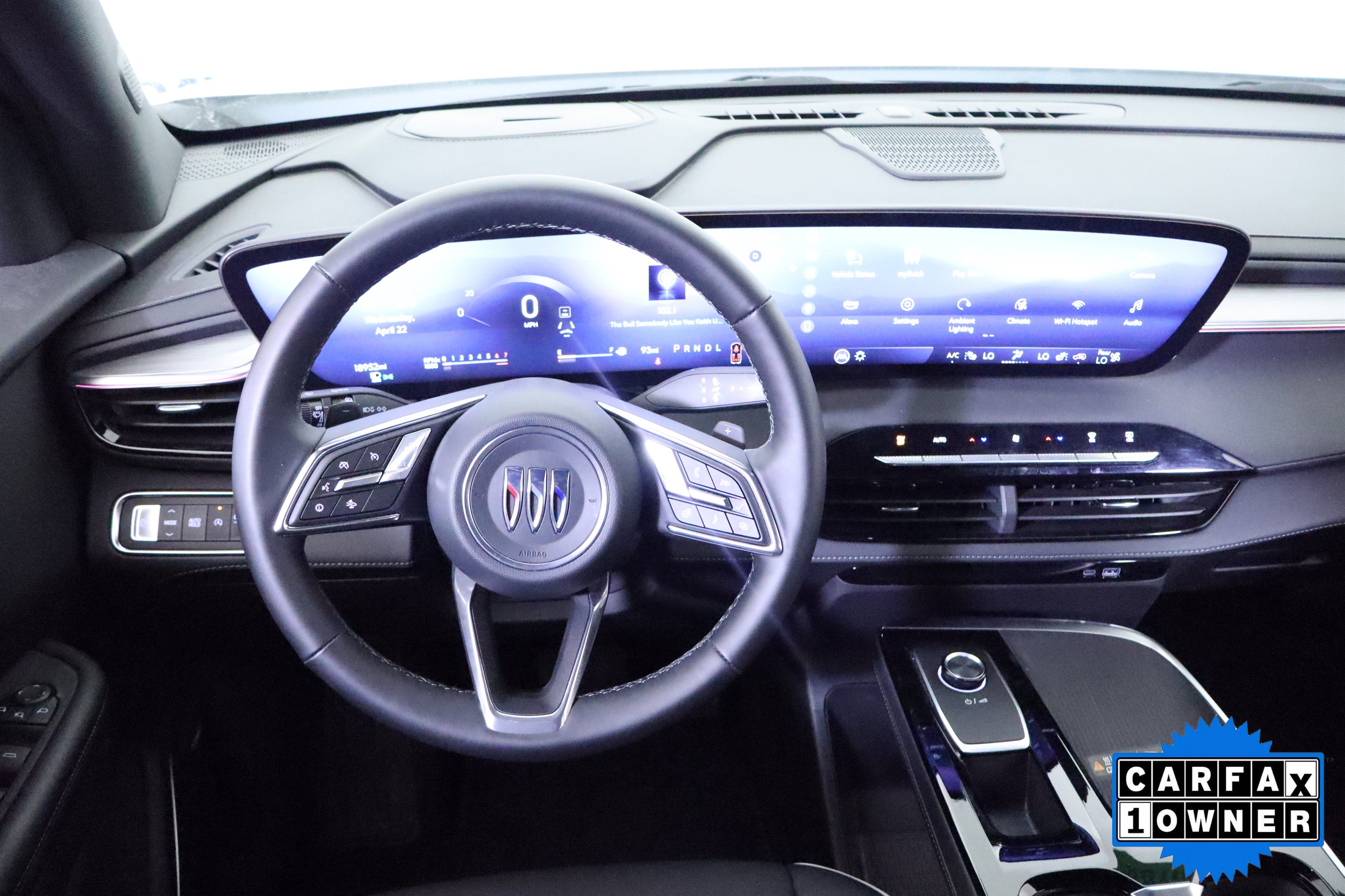 Used 2025 Buick Enclave Preferred FWD image 17