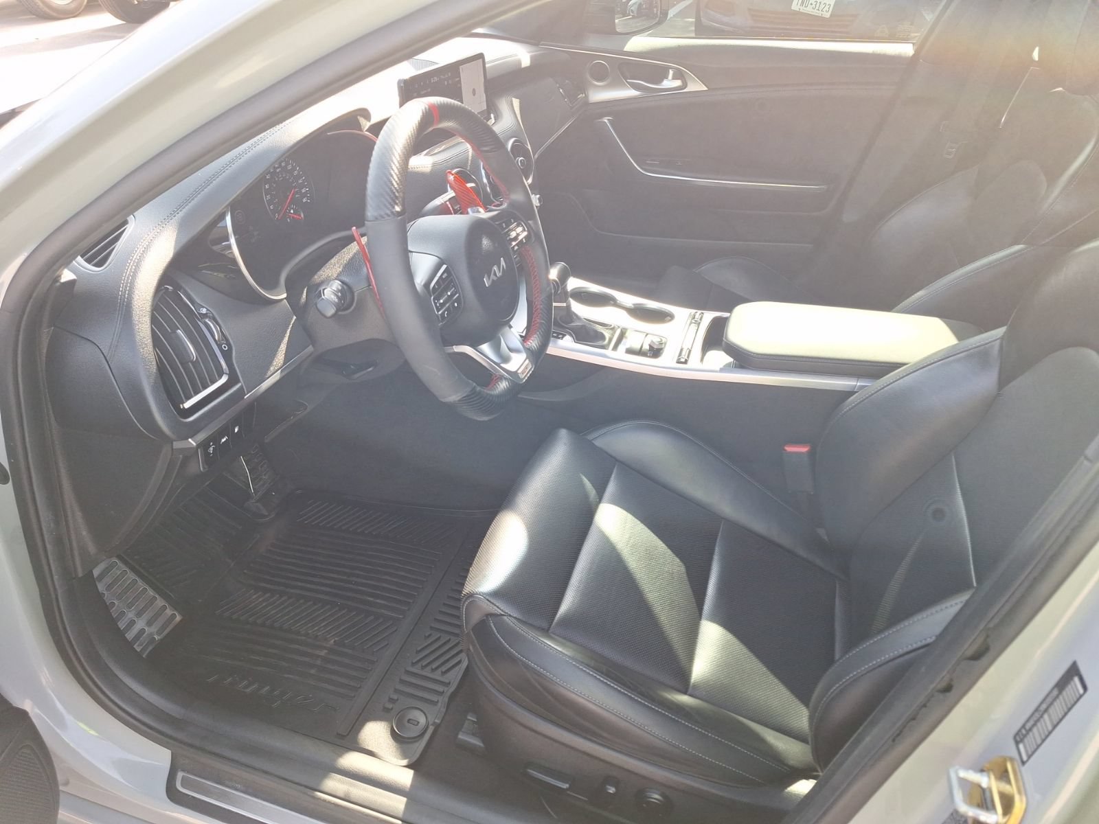 Used 2022 Kia Stinger GT1 AWD/4WD image 14